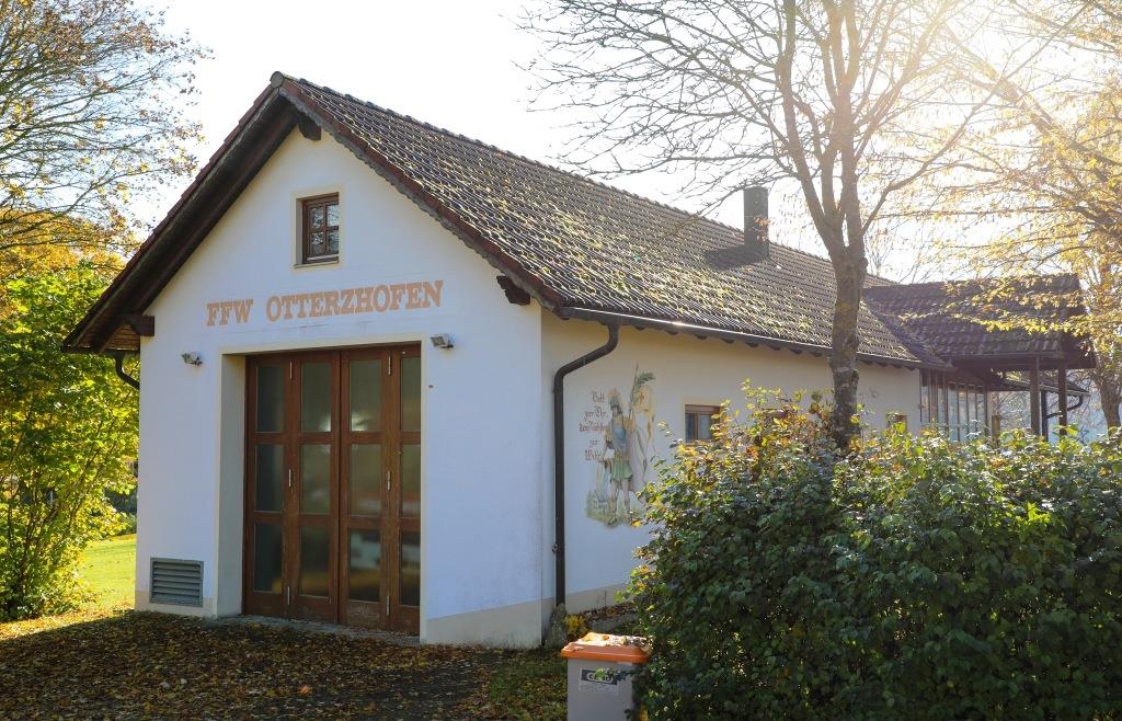 Bild zu Abgasabsauganlagen für die Feuerwehren Prunn und Otterzhofen