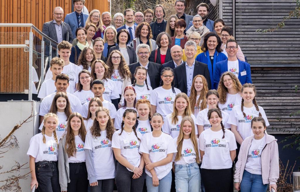 Julia Kempf (13) ist die erste „Wertebotschafterin“ an der Realschule