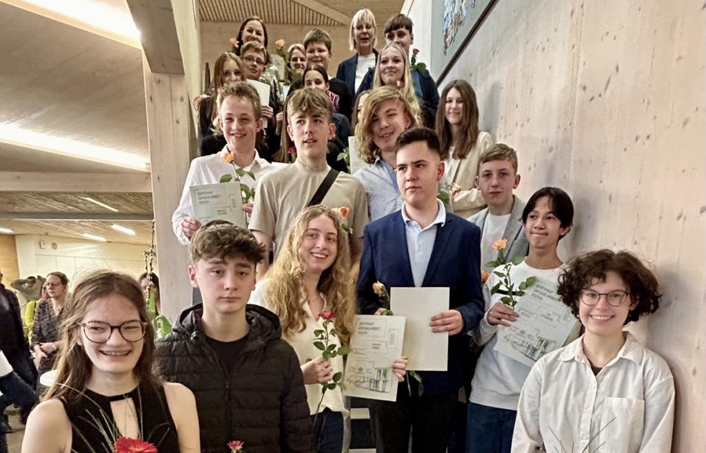 Achtklässler der MontessoriSchule Kösching präsentierten ihre