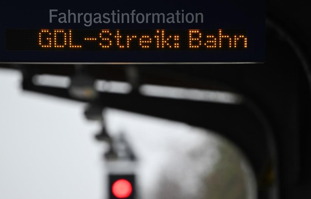GDL members vote for indefinite strikes: The railways are threatened with ...