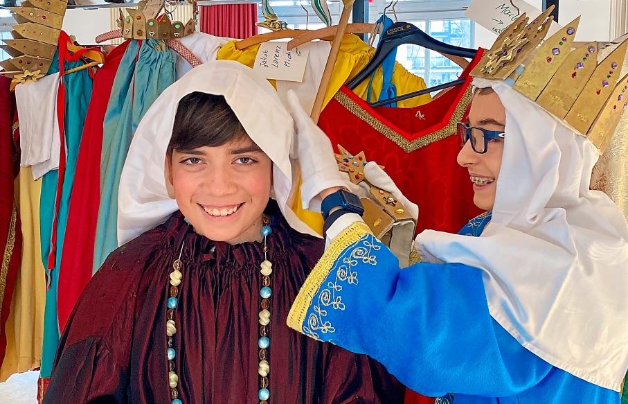 Warum der Melchior jetzt weiß ist Sternsinger aus dem Landkreis