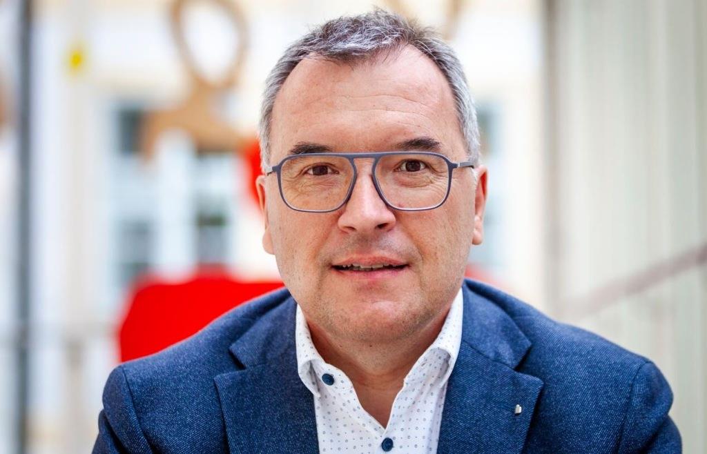 Sparkasse Ingolstadt-Eichstätt: Bernhard Färber wird stellvertretendes ...