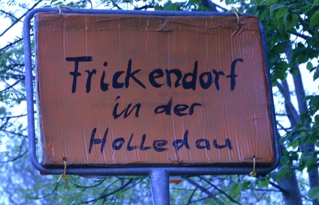 Bild zu Kreativer Ersatz: Schilderdiebe schlagen in zwei Schweitenkirchener Ortsteilen zu