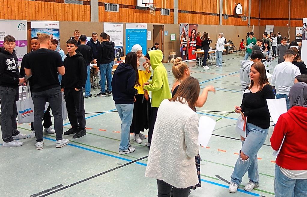 Sir William Herschel Mittelschule Ausbildungsmesse in der Sir-William-Herschel-Schule kommt bei