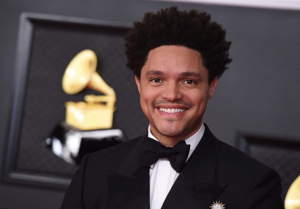 Trevor-Noah-moderiert-wieder-Grammys-aber-zum-letzten-Mal