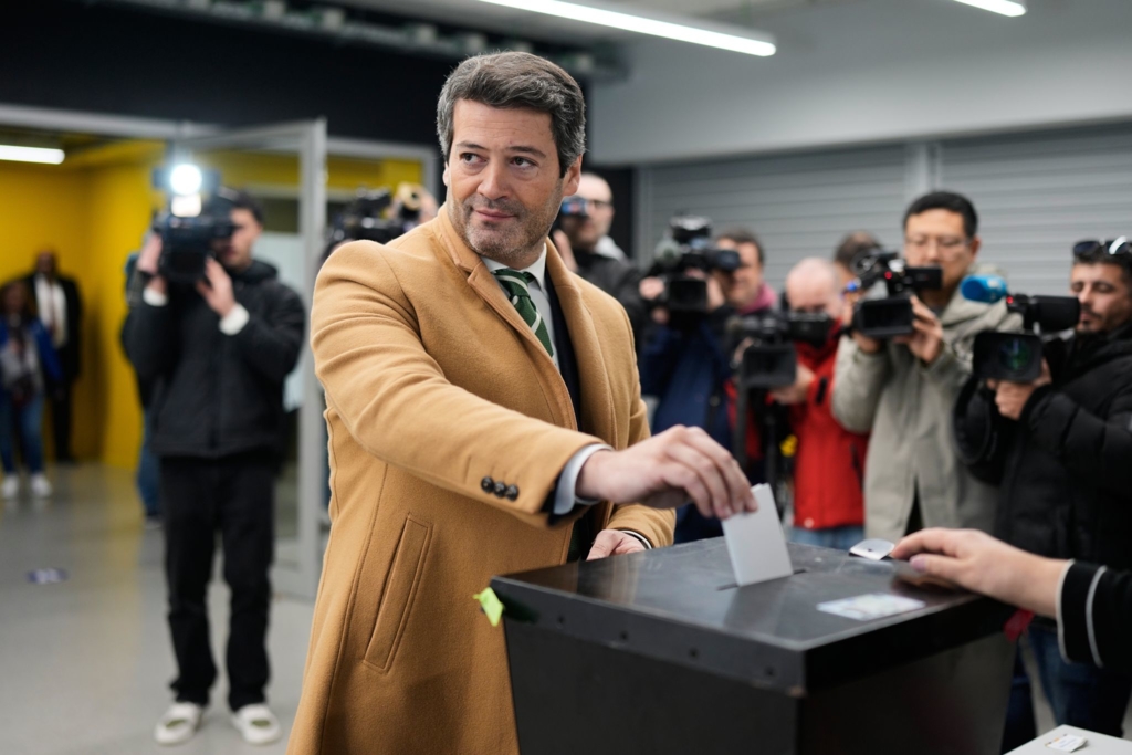 Prognosen-Erfolg-f-r-Rechtspopulist-bei-Wahl-in-Portugal