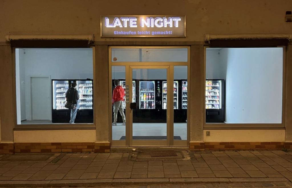 Tabak, Snacks und Getrnke: Dank digitaler Sptis gibt es das in  Ingolstadt rund um die Uhr