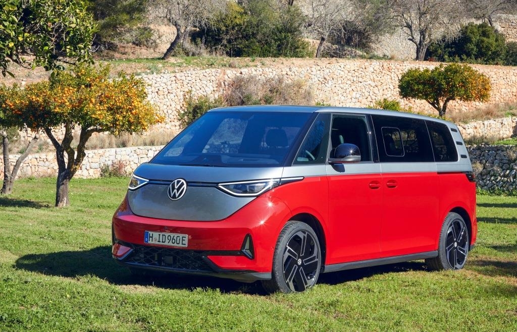 Id Buzz Multivan Der elektrische VW-ID. Buzz GTX: Leistung und Luxus – aber die Reichweite!