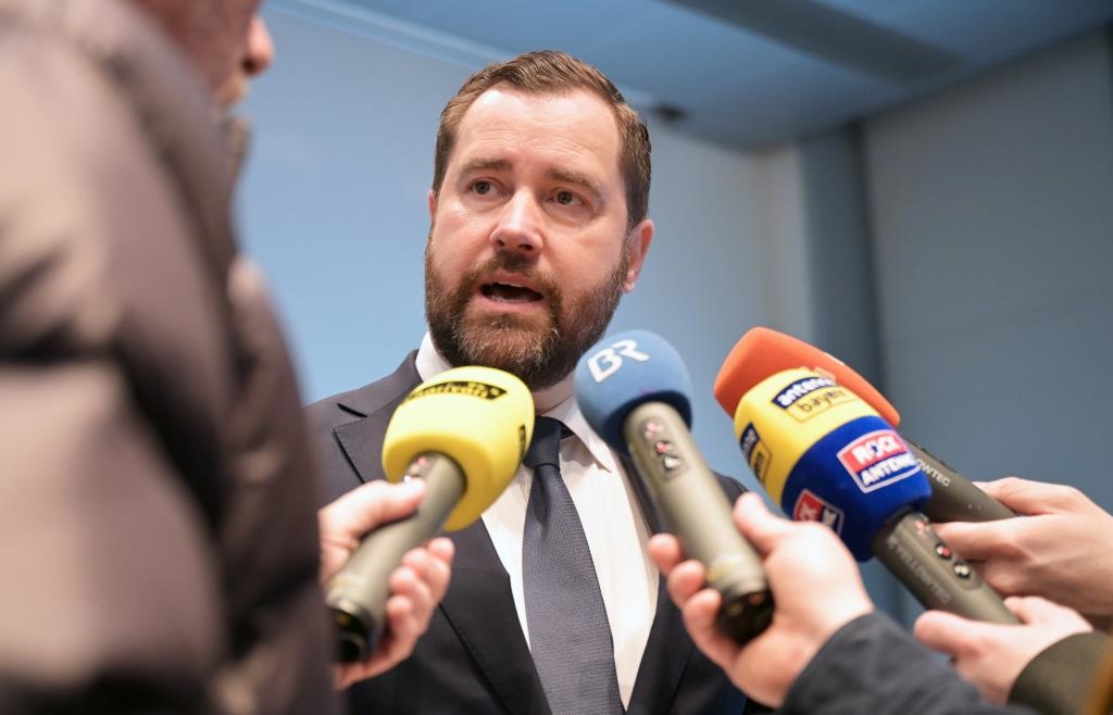After involuntary overnight stay: Munich Airport and Lufthansa apologize ...
