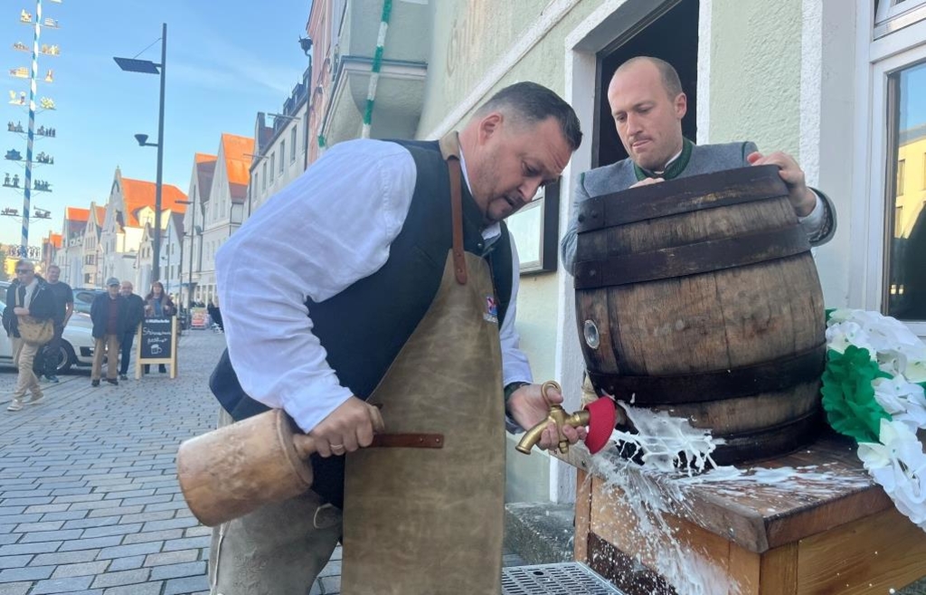 Stehausschank im Pfaffelbräu am Pfaffenhofener Hauptplatz eröffnet