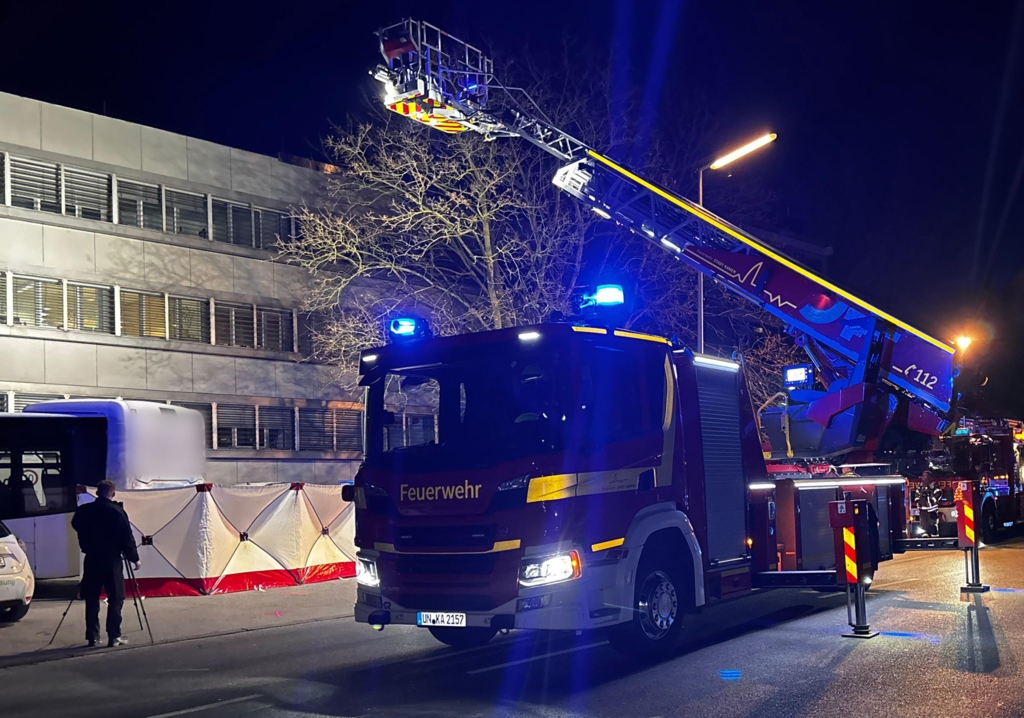 Bus-berf-hrt-14-j-hrigen-Radfahrer-tot