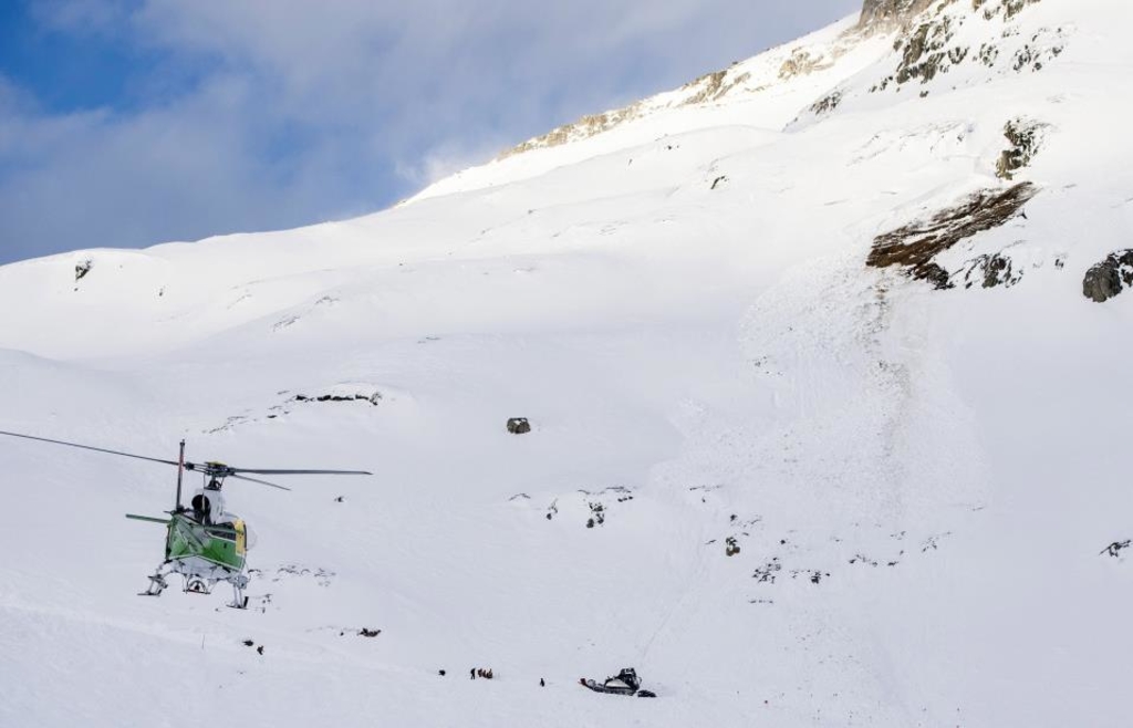 kind-12-l-st-lawine-in-sportgastein-aus-und-kommt-darin-ums-leben