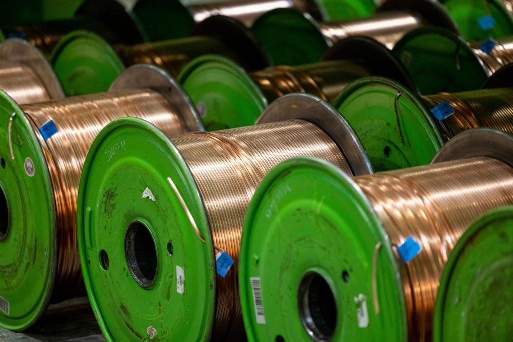 Unknown perpetrators steal over 80 kilometers of copper cable from an area ...