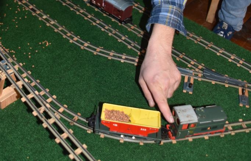 Im-Spielzeugmuseum-Beilngries-stehen-wieder-die-Modelleisenbahn-Tage-an