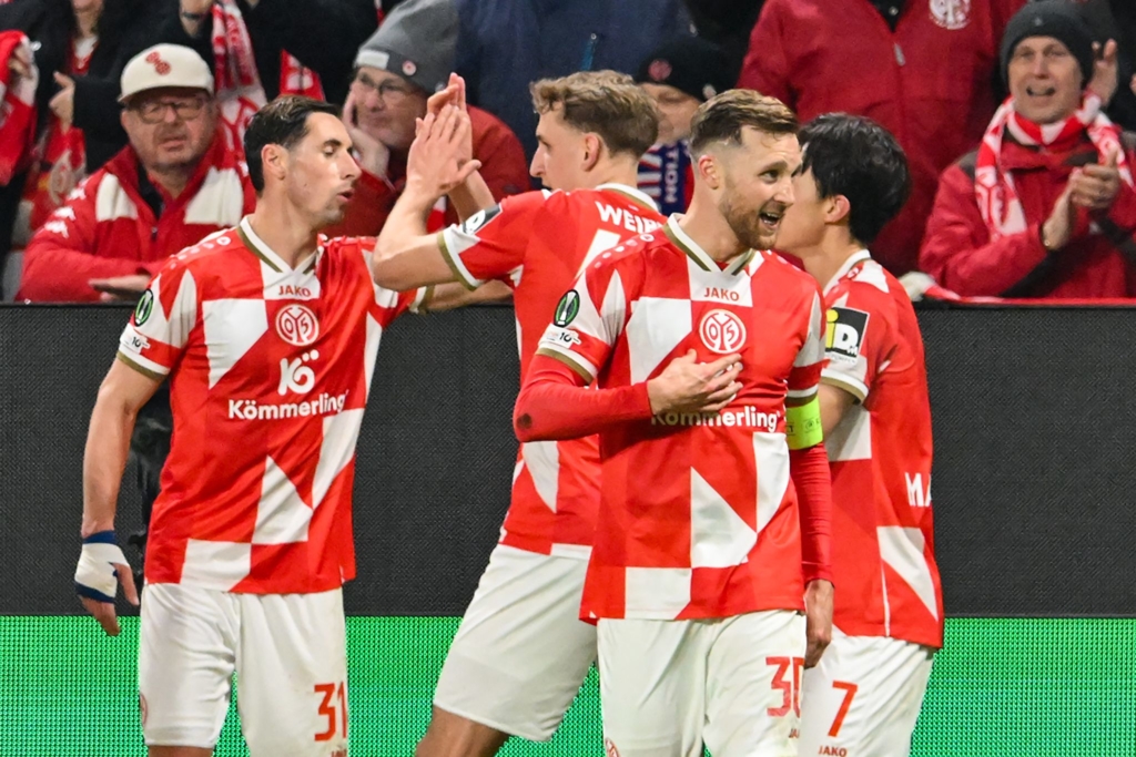Mainz-feiert-erstmaligen-Achtelfinal-Einzug-im-Europapokal