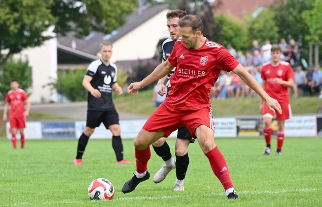 Manfred-Froncek-und-Michel-Kuxhausen-verl-ngern-ihre-Vertr-ge-beim-BSV-Berg-im-Gau