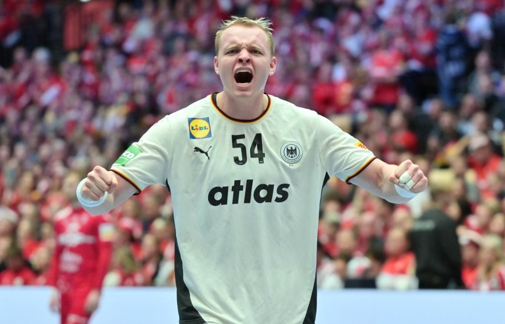 Deutsche-Handballer-werfen-Vize-Weltmeister-aus-dem-Turnier-und-stehen-im-EM-Finale