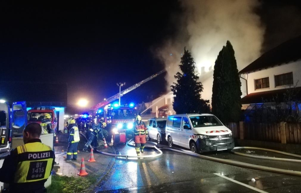 Photo gallery: The major operation after the Geisenfeld house explosion in ...