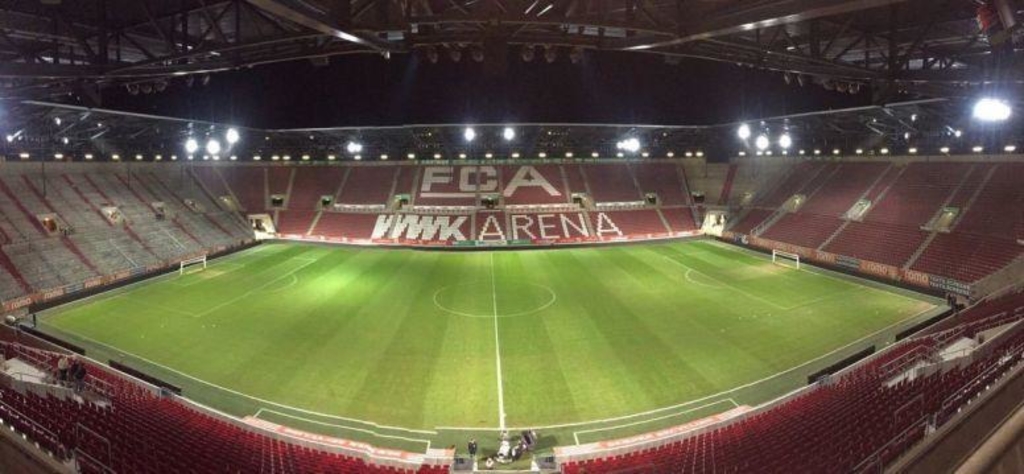 Mehrere Zuschauer von Böller bei FCA-Spiel verletzt – zwei Verdächtige ...