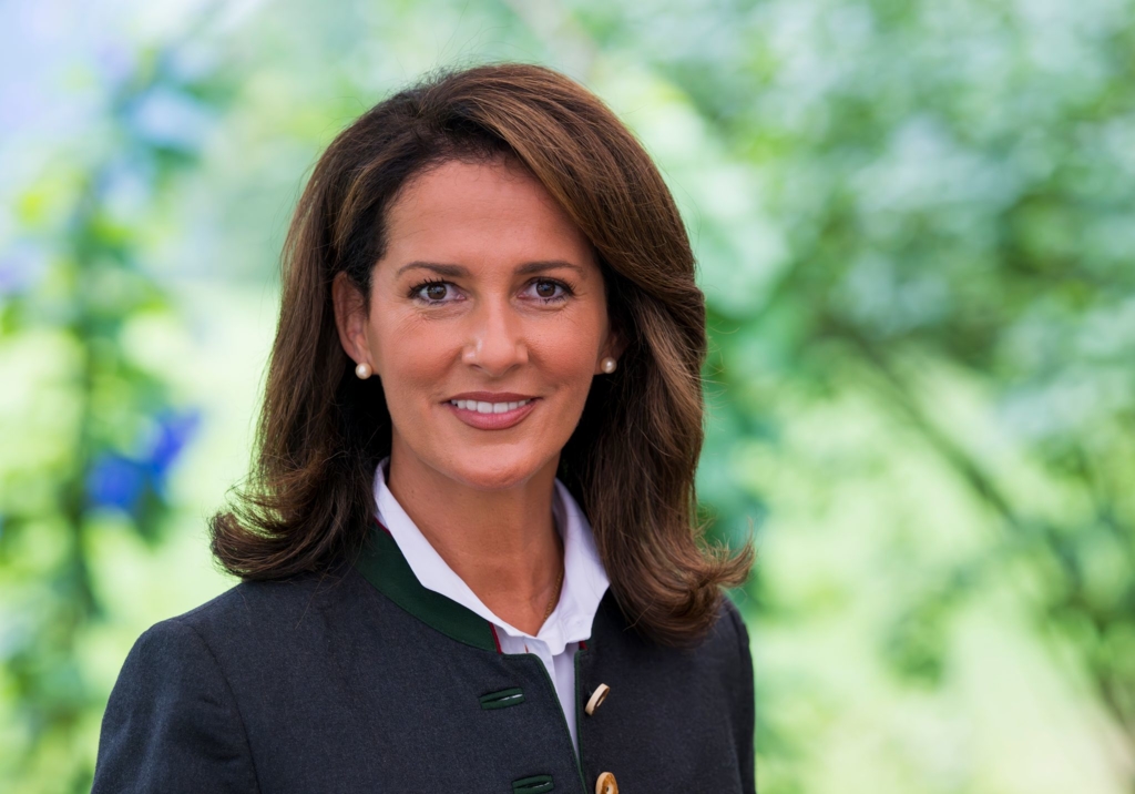 Kaniber-verpasst-Landtagssitzung-wegen-Berliner-Eisregen