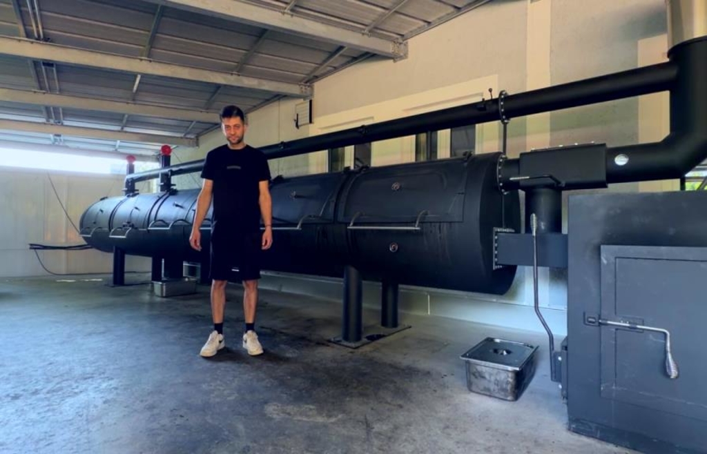 Big. Bigger. Smoker XXL: 6,5 Meter voller Geschmack