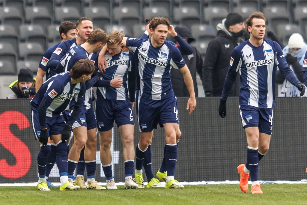 Aufstiegshoffnung-schwindet-Hertha-nur-2-2-gegen-Darmstadt