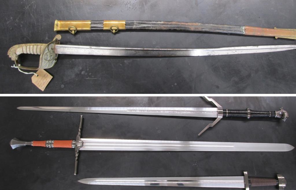 Fantasy swords end up at customs in Donauwörth: What the weapons law ...