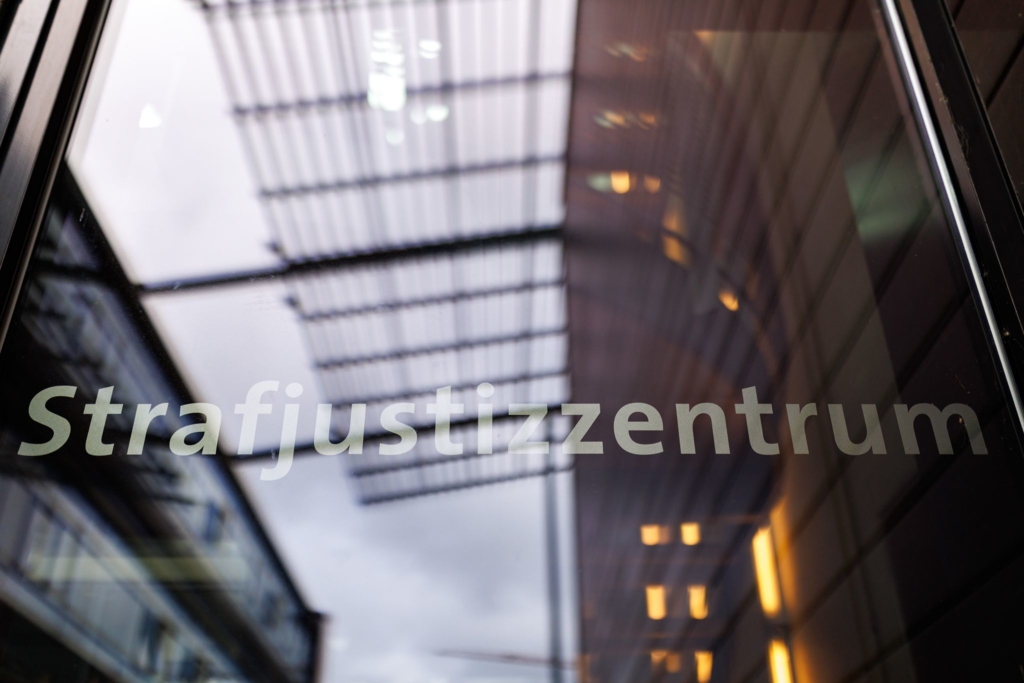 Prozess-um-Juwelen-Raub-in-W-rzburg-Angeklagte-schweigt