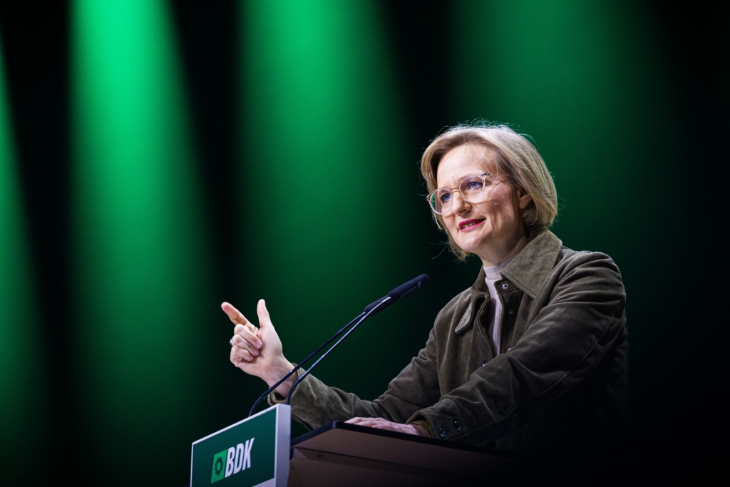 Gr-nen-Chefin-fordert-mehr-Unterst-tzung-f-r-Kiew-aus-Berlin