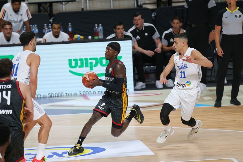 Deutsche-Basketballer-in-Bamberg-gegen-Au-enseiter-Zypern