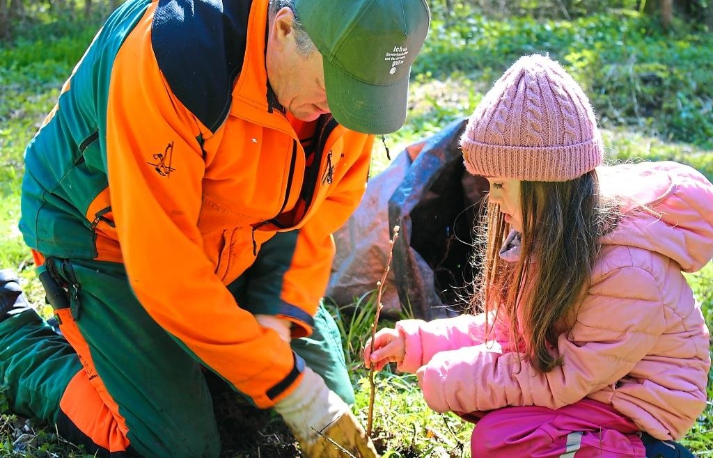 Angebote Im Kindergarten Für Vorschulkinder Vorschulkinder des Kevenhüller Kindergartens gestalten den Wald der