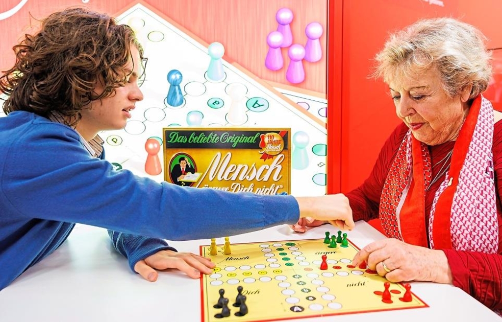 „Mensch ärgere dich nicht“ kennen fast alle – 110 Jahre ist das Spiel