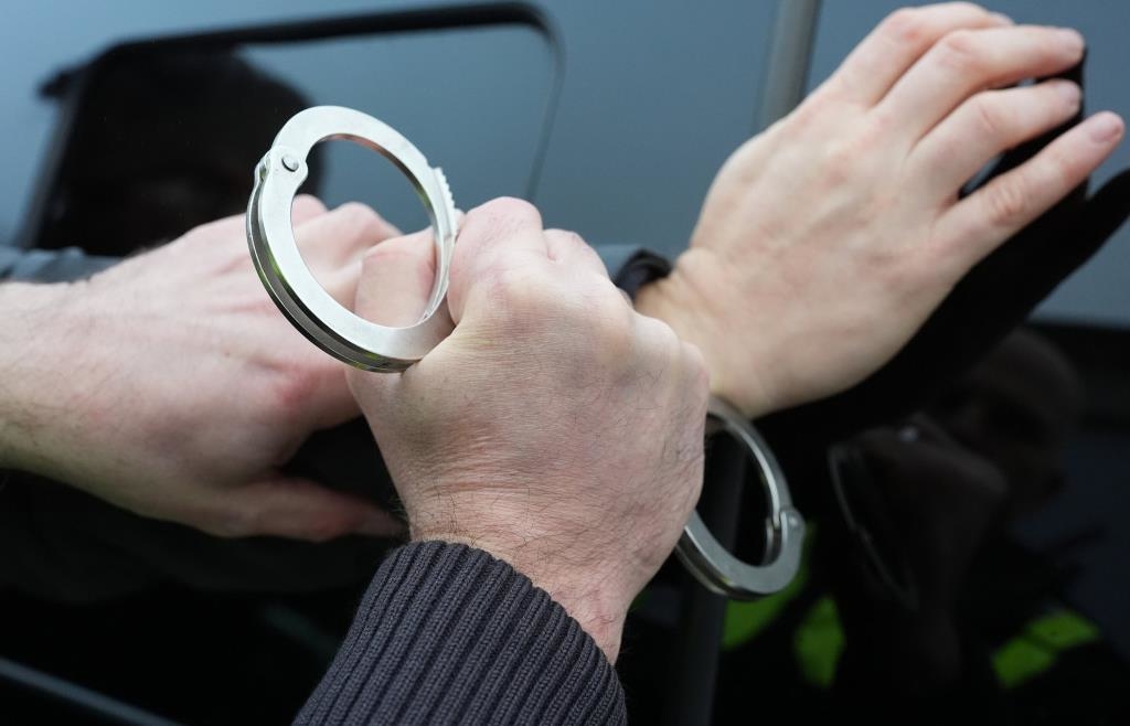 Argument escalates: 68-year-old stabs another man (42) in Roth