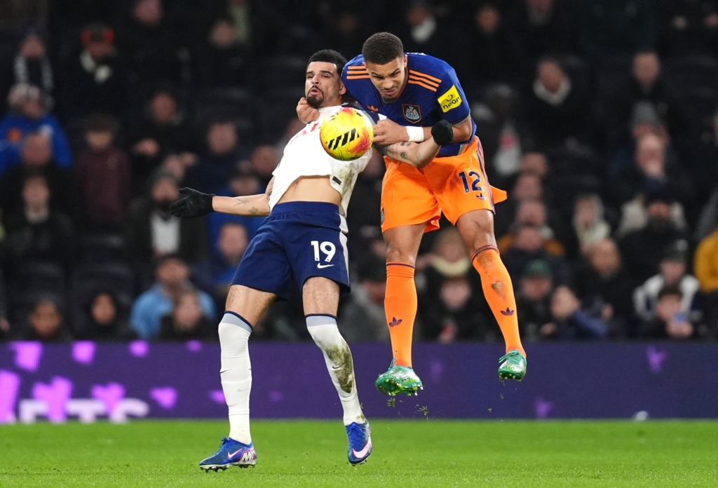 Newcastle-gewinnt-bei-Tottenham-Woltemade-mit-Kurzeinsatz