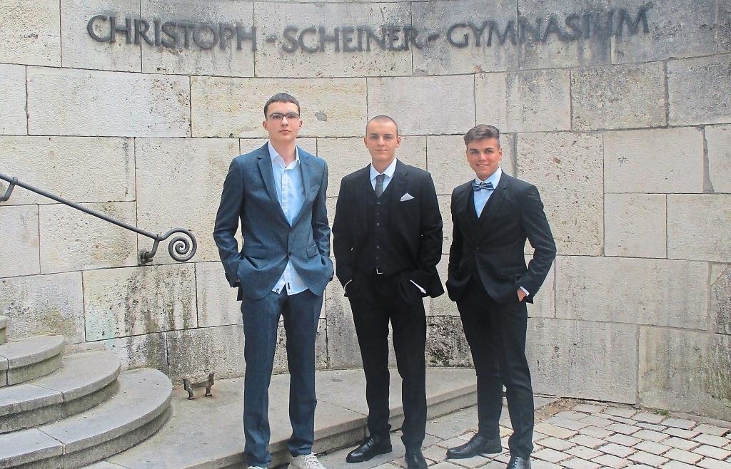 PSeminarTeam des ScheinerGymnasiums setzt sich bei Play the Market