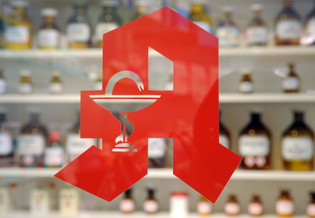 Drogeriemarkt-Kette-dm-startet-Online-Apotheke