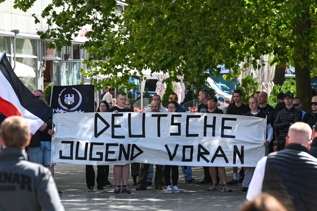 Rechtsextreme-Straftaten-junger-Menschen-nehmen-stark-zu