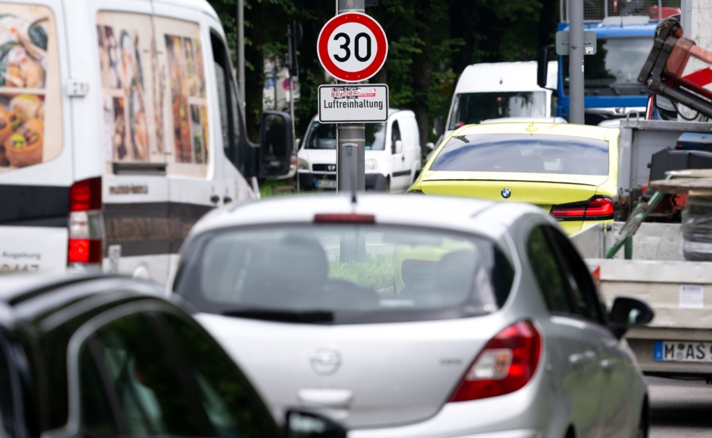 Tempo-50-auf-Mittlerem-Ring-in-M-nchen-noch-diese-Woche