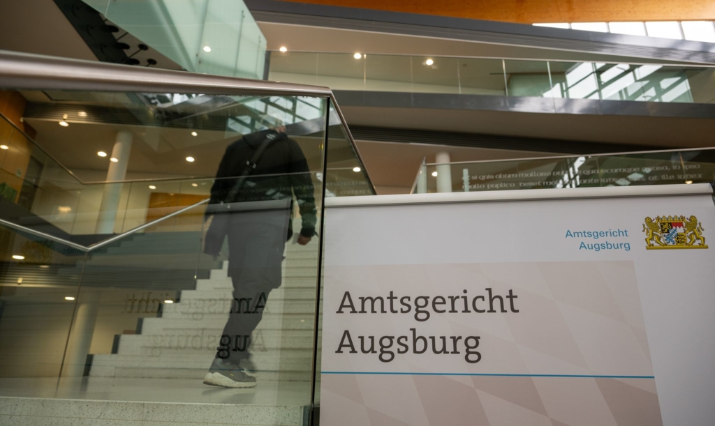 Achtj-hrige-zum-Sex-angeboten-Mutter-vor-Gericht