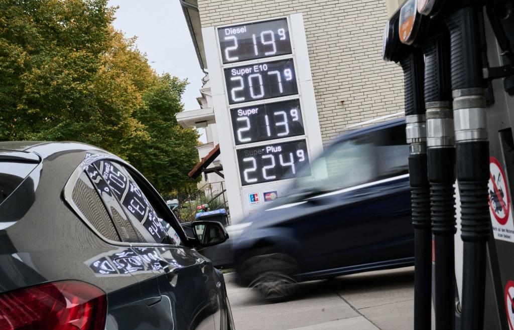 The gas discount is here—and is already leading to significantly lower gas ...