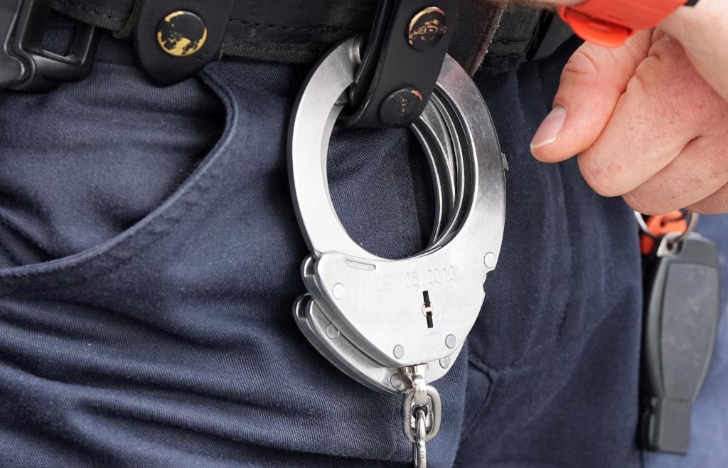 Gegenst-nde-fliegen-Streit-in-der-Schmalzingergasse-Ingolstadt-eskaliert