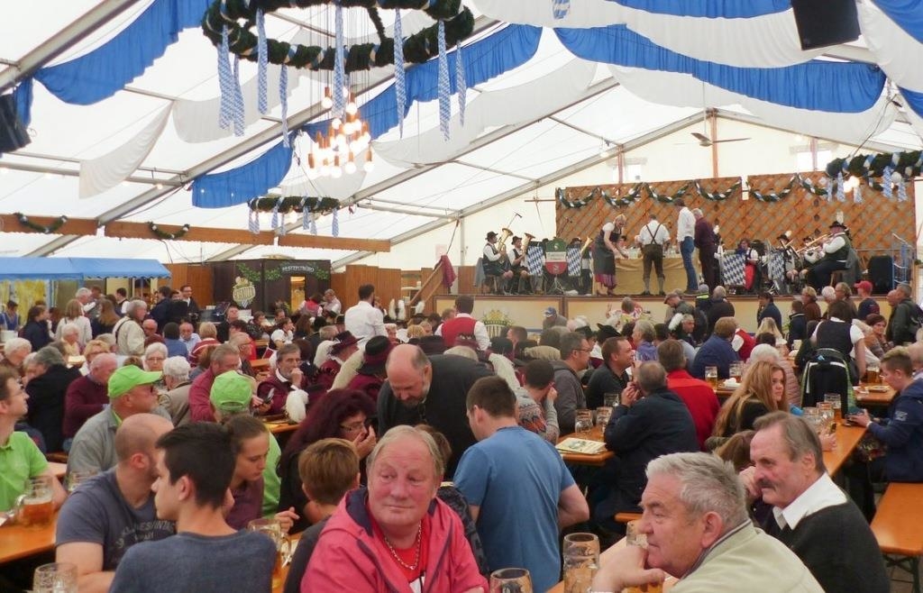 Lechhauser Kirchweih startet mit neuer Festwirtin