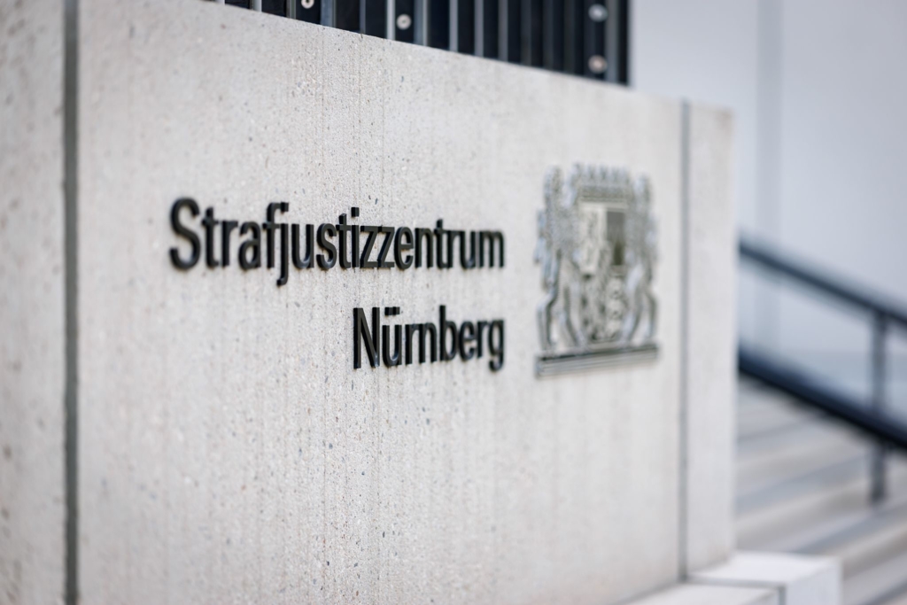 Tausende-Hausbesuche-vorget-uscht-Arzt-bald-vor-Gericht