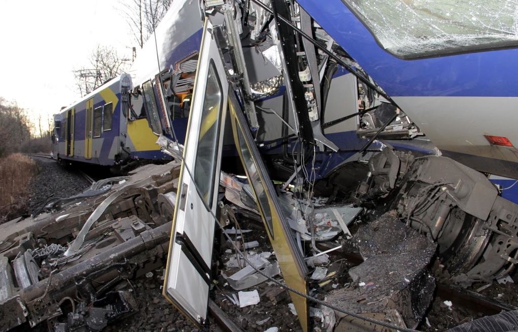 Und-dann-klingelt-ein-Handy-im-Leichensack-Zehn-Jahre-Zugungl-ck-Bad-Aibling