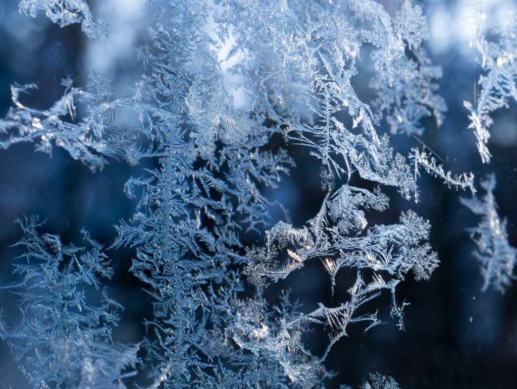 Bayern-bibbert-weiter-Neuschnee-und-eisige-N-chte-erwartet