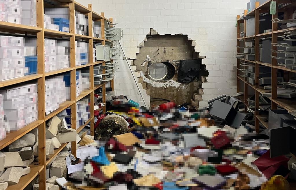 Einbrecher-erbeuten-in-Gelsenkirchener-Bank-100-Millionen-Euro-darunter-wohl-auch-Schwarzgeld