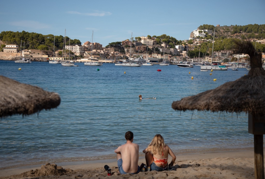 Umfrage-Urlauber-geben-130-Euro-pro-Person-und-Tag-aus