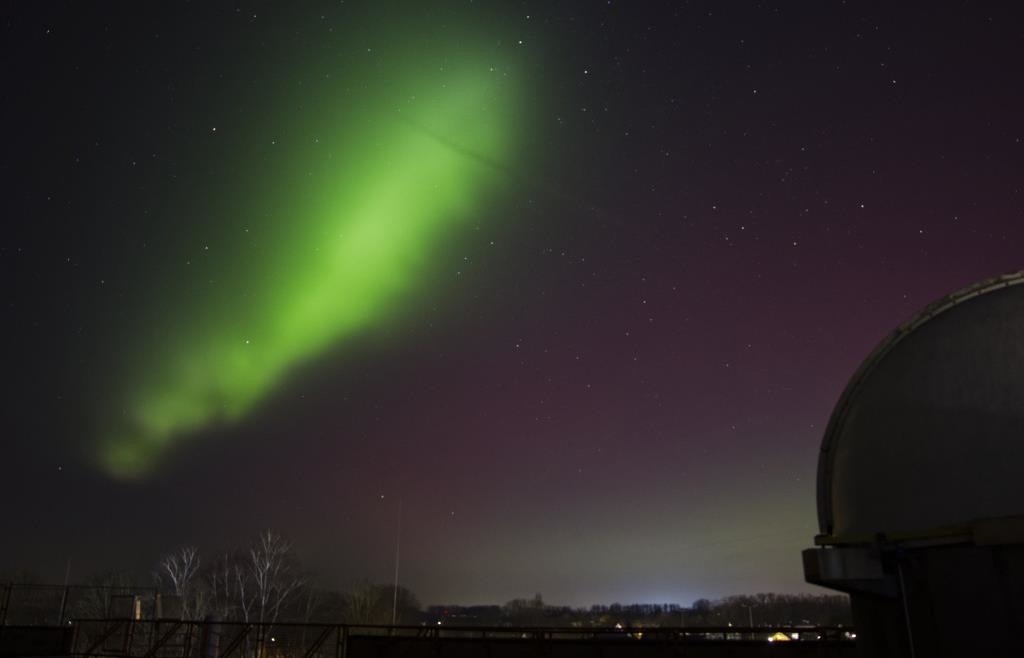 Polarlichter-ber-Ingolstadt-Das-sind-die-sch-nsten-Fotos-von-der-Schanz