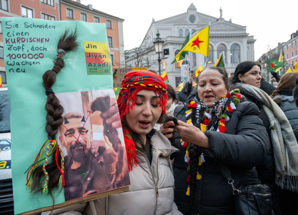 Kurden-protestieren-gegen-Vorr-cken-des-syrischen-Milit-rs