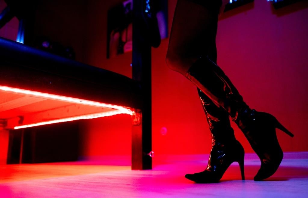 Streit-um-Preis-36-J-hriger-greift-in-Ingolst-dter-Bordell-Prostituierte-an-und-randaliert